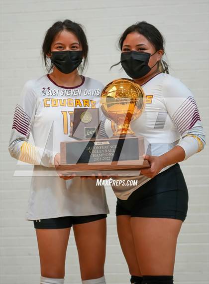 Thumbnail 1 in Rock Point vs. Tempe Prep (AIA 1A Finals Awards) photogallery.