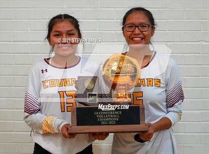 Thumbnail 1 in Rock Point vs. Tempe Prep (AIA 1A Finals Awards) photogallery.