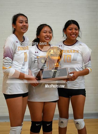 Thumbnail 2 in Rock Point vs. Tempe Prep (AIA 1A Finals Awards) photogallery.