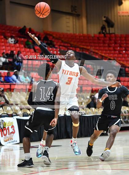 Thumbnail 3 in Jacksonville vs Orr (King Cotton Classic) photogallery.