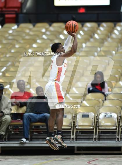 Thumbnail 2 in Jacksonville vs Orr (King Cotton Classic) photogallery.