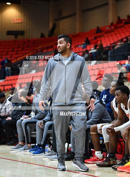 Thumbnail 3 in Jacksonville vs Orr (King Cotton Classic) photogallery.