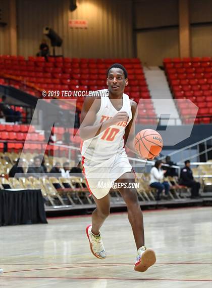 Thumbnail 3 in Jacksonville vs Orr (King Cotton Classic) photogallery.