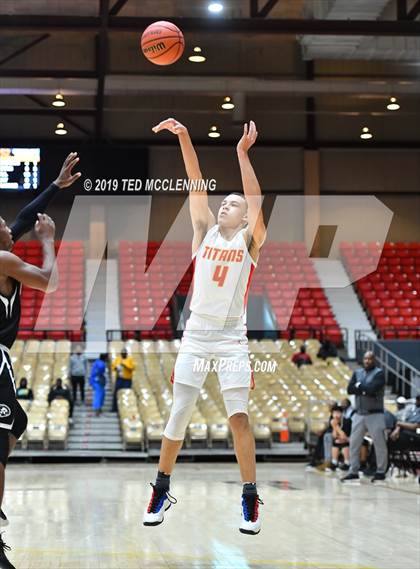 Thumbnail 1 in Jacksonville vs Orr (King Cotton Classic) photogallery.