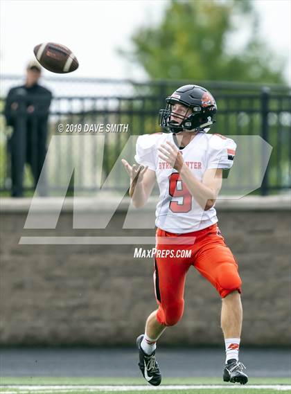 Thumbnail 2 in Byron Center vs. Zeeland West photogallery.