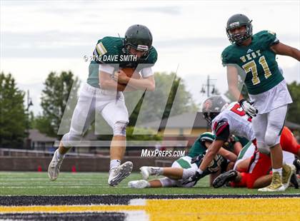 Thumbnail 2 in Byron Center vs. Zeeland West photogallery.