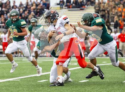 Thumbnail 1 in Byron Center vs. Zeeland West photogallery.