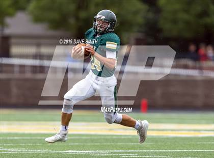 Thumbnail 2 in Byron Center vs. Zeeland West photogallery.