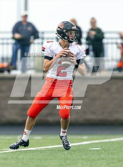 Thumbnail 3 in Byron Center vs. Zeeland West photogallery.