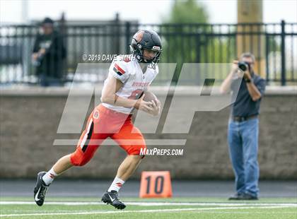 Thumbnail 2 in Byron Center vs. Zeeland West photogallery.