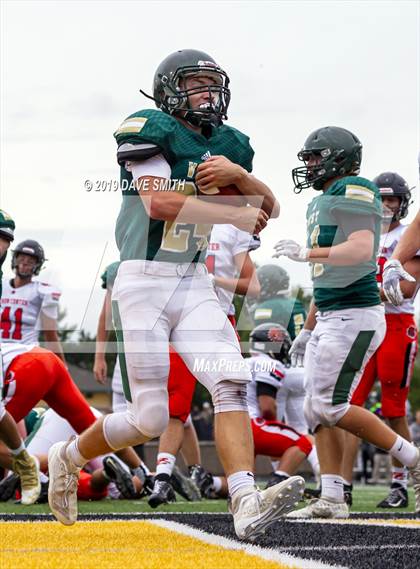 Thumbnail 2 in Byron Center vs. Zeeland West photogallery.