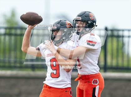 Thumbnail 2 in Byron Center vs. Zeeland West photogallery.
