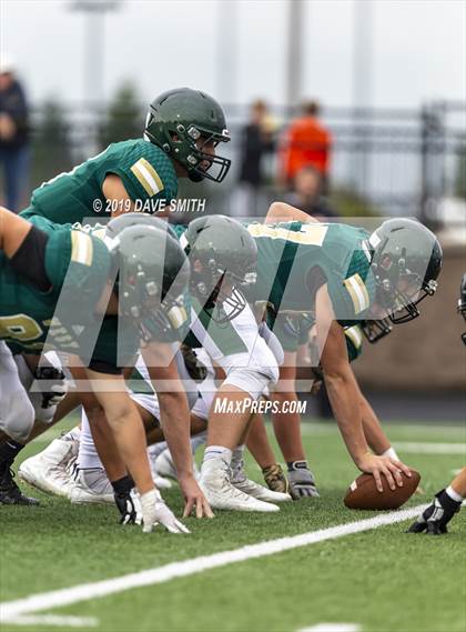 Thumbnail 3 in Byron Center vs. Zeeland West photogallery.
