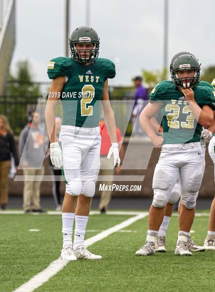 Thumbnail 1 in Byron Center vs. Zeeland West photogallery.
