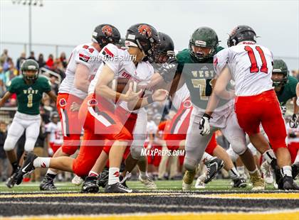 Thumbnail 3 in Byron Center vs. Zeeland West photogallery.
