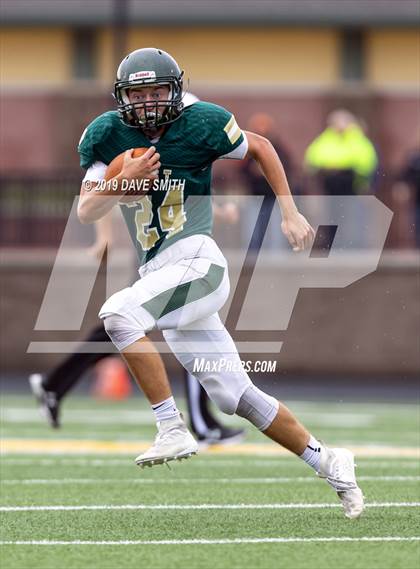 Thumbnail 3 in Byron Center vs. Zeeland West photogallery.