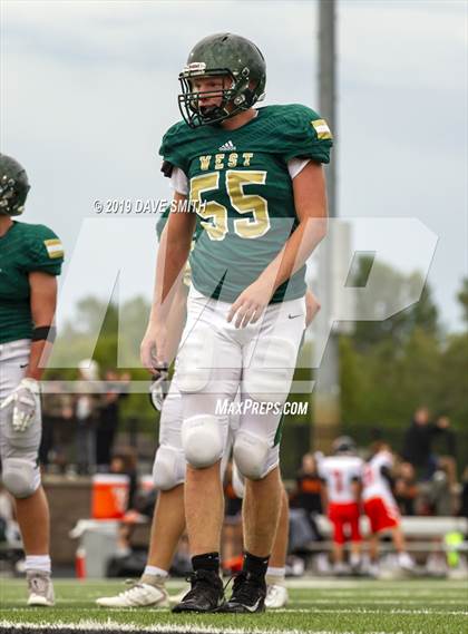 Thumbnail 1 in Byron Center vs. Zeeland West photogallery.