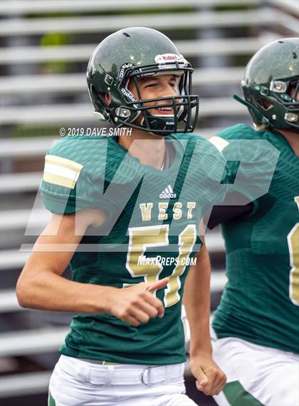 Thumbnail 1 in Byron Center vs. Zeeland West photogallery.