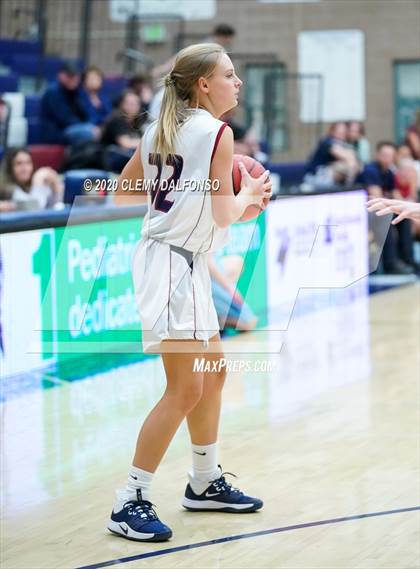 Thumbnail 2 in Ralston Valley vs Dakota Ridge photogallery.