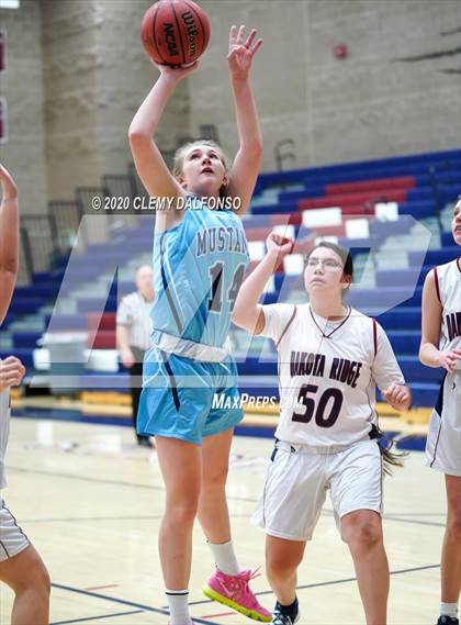 Thumbnail 3 in Ralston Valley vs Dakota Ridge photogallery.