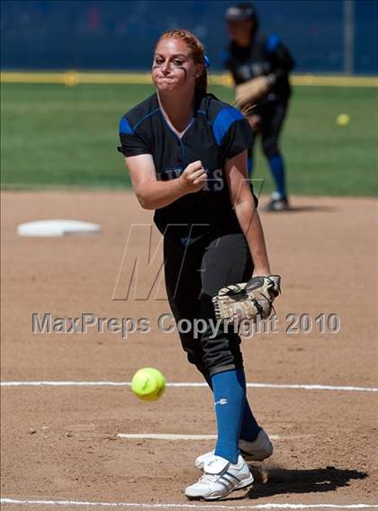 Thumbnail 3 in Mt. Carmel vs West Hills (CIF SDS D2 Final) photogallery.