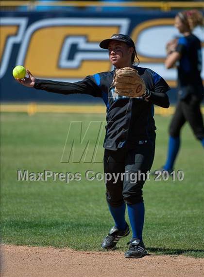 Thumbnail 2 in Mt. Carmel vs West Hills (CIF SDS D2 Final) photogallery.