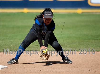 Thumbnail 3 in Mt. Carmel vs West Hills (CIF SDS D2 Final) photogallery.