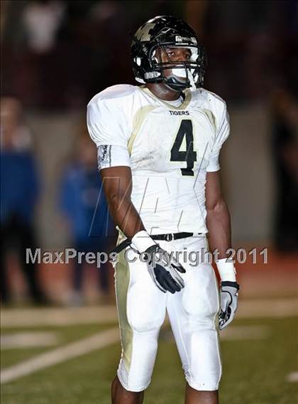Thumbnail 1 in Mansfield @ Duncanville photogallery.