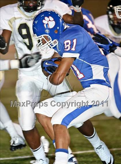 Thumbnail 3 in Mansfield @ Duncanville photogallery.