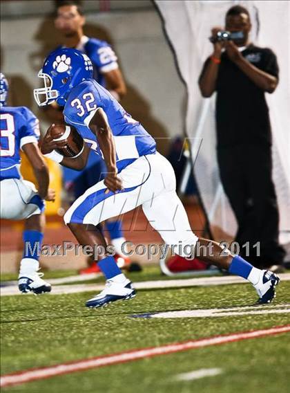Thumbnail 3 in Mansfield @ Duncanville photogallery.