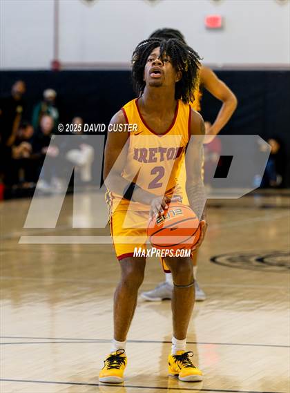 Thumbnail 2 in Bishop Ireton @ Paul VI (WCAC Quater Final) photogallery.