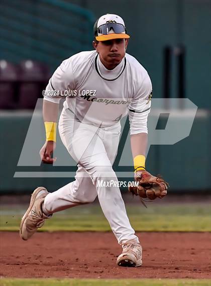 Thumbnail 2 in Moorpark vs. Hart (CIF SS DIV 2 Championship) photogallery.