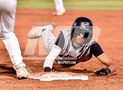 Thumbnail 2 in Moorpark vs. Hart (CIF SS DIV 2 Championship) photogallery.