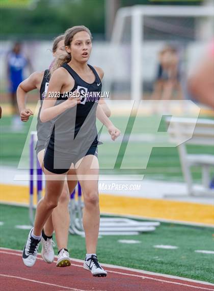 Thumbnail 2 in LHSAA Region 3-5A(Regional Track Meet) photogallery.