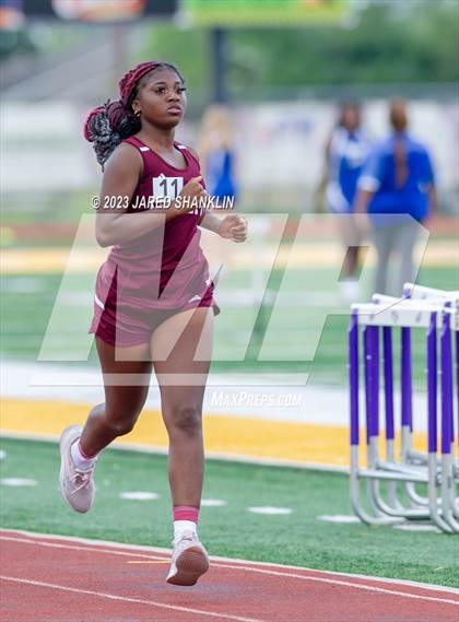 Thumbnail 3 in LHSAA Region 3-5A(Regional Track Meet) photogallery.