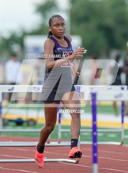 Thumbnail 1 in LHSAA Region 3-5A(Regional Track Meet) photogallery.