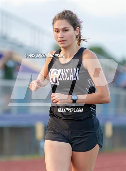 Thumbnail 2 in LHSAA Region 3-5A(Regional Track Meet) photogallery.