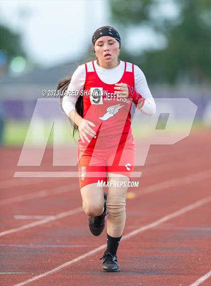Thumbnail 1 in LHSAA Region 3-5A(Regional Track Meet) photogallery.