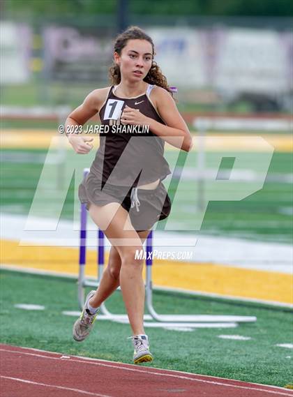 Thumbnail 1 in LHSAA Region 3-5A(Regional Track Meet) photogallery.