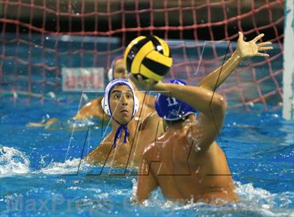 Thumbnail 3 in El Camino Real vs. Palisades (CIF LA City Section D1 Final) photogallery.