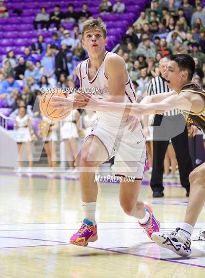 Thumbnail 3 in Davis vs. Lone Peak (UHSAA 6A Quarterfinal) photogallery.