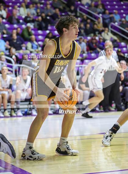 Thumbnail 2 in Davis vs. Lone Peak (UHSAA 6A Quarterfinal) photogallery.