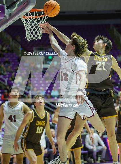 Thumbnail 3 in Davis vs. Lone Peak (UHSAA 6A Quarterfinal) photogallery.