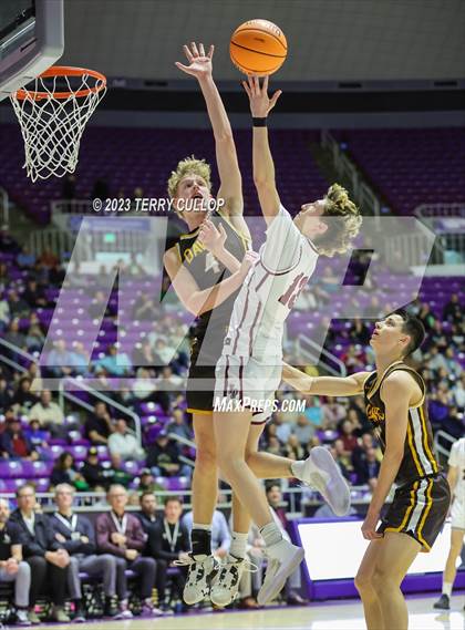 Thumbnail 3 in Davis vs. Lone Peak (UHSAA 6A Quarterfinal) photogallery.