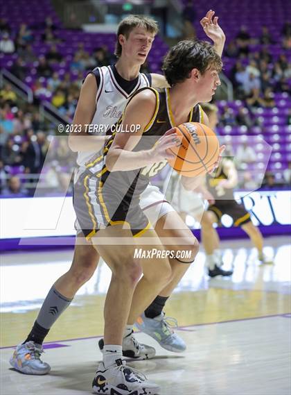 Thumbnail 2 in Davis vs. Lone Peak (UHSAA 6A Quarterfinal) photogallery.