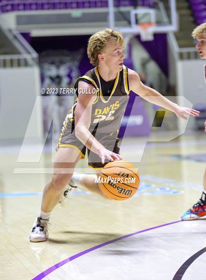 Thumbnail 2 in Davis vs. Lone Peak (UHSAA 6A Quarterfinal) photogallery.