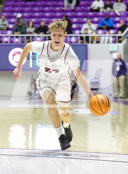 Thumbnail 2 in Davis vs. Lone Peak (UHSAA 6A Quarterfinal) photogallery.