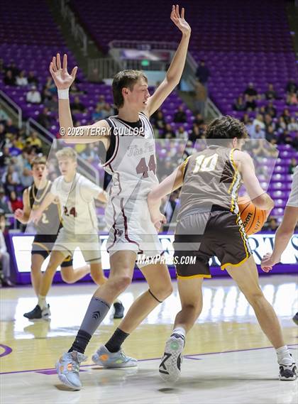 Thumbnail 3 in Davis vs. Lone Peak (UHSAA 6A Quarterfinal) photogallery.