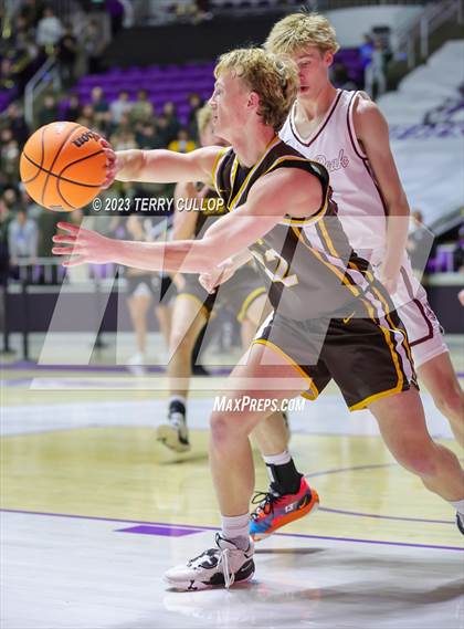 Thumbnail 1 in Davis vs. Lone Peak (UHSAA 6A Quarterfinal) photogallery.