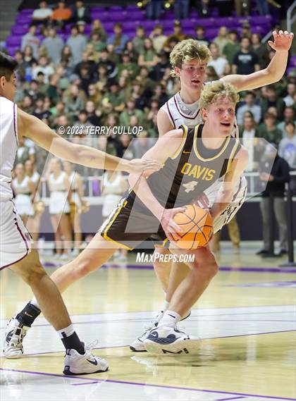 Thumbnail 1 in Davis vs. Lone Peak (UHSAA 6A Quarterfinal) photogallery.